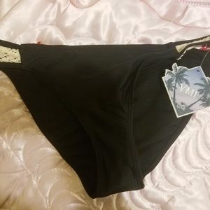 YMI Black Bikini Bottoms Size L